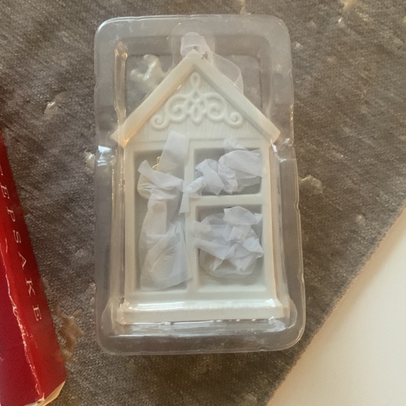 2021 new home hallmark ornament - Picture 2 of 2